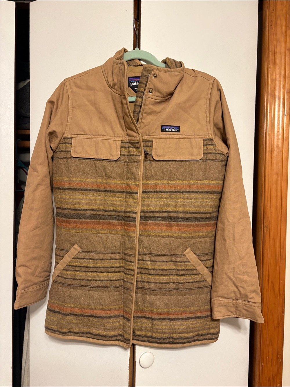 Patagonia Women's Out Yonder Coat Multi-Stripe Tan Jacket Medium